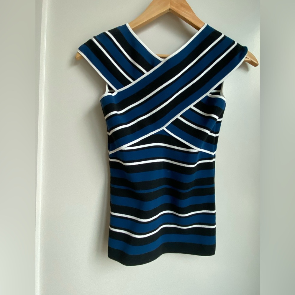 EUC - Timo Weiland knit top with some spandex, so fits nicely! Size small. - Picture 3 of 3